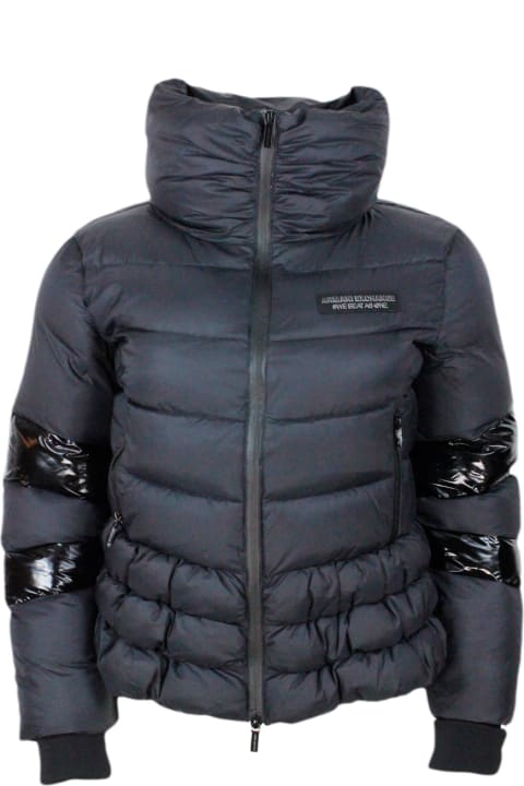 Slim Model Real Goose Down Jacket With Elasticated Bottom And Logo On The Chest Embellished With A Lacquered Motif.