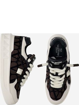 Valentino Garavani Low-top One Stud Xl Sneakers In Nappa