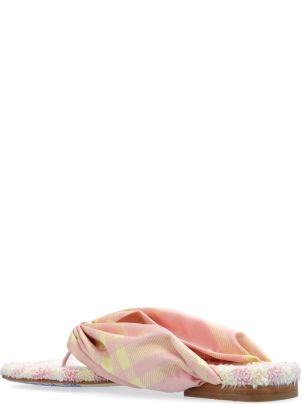 【送料&関税込】Burberry Check Printed Open-toe Flat Sandals Burberry Check Printed Open-toe Flat Sandals | italist