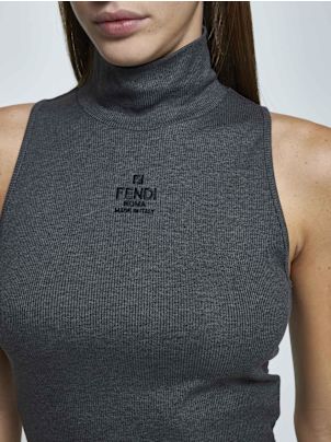 FENDI タンクトップ　フェンディ　ロゴ柄　希少 FENDI タンクトップ フェンディ ロゴ柄 希少 レディース