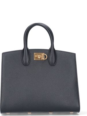 【関税&送料込】Salvatore Ferragamo Borsa A Mano The Studio Ferragamo Studio box bag (M) - Women | Ferragamo