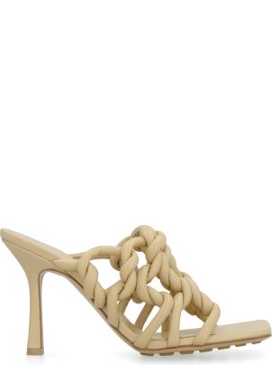 サンダル・ミュール BOTTEGA VENETA STRETCH TWIST MULE Bottega Veneta Stretch twist mule sandals | The Fashion Square