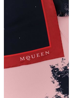 【関税&送料込】Alexander Mcqueen Printed Twill Foulard Alexander McQueen Printed Twill Foulard | italist
