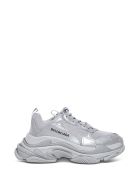 Balenciaga Triple S Clear Sole Sneakers Balenciaga Triple S Clear Sole Sneakers - Metallic
