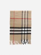 Burberry Classic Cashmere Scarf With Tartan Motif Burberry Classic Cashmere Scarf With Tartan Motif - Archive beige