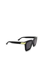 Bottega Veneta Bottega Veneta Bv1005s Black Sunglasses Bottega Veneta Bottega Veneta Bv1005s Black Sunglasses - Black