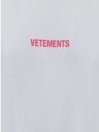 Vetements T-shirt VETEMENTS T-shirt - White/hot pink