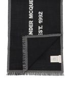 Alexander McQueen Mcqueen Graffiti Oversized Scarf Alexander McQueen Mcqueen Graffiti Oversized Scarf - Nero