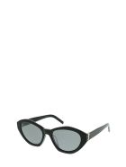 Saint Laurent Saint Laurent Sl M60 Black Sunglasses Saint Laurent Saint Laurent Sl M60 Black Sunglasses - Black