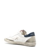Man White Super-star Sneakers With Suede Star And Back Patch Golden Goose Man White Super-star Sneakers With Suede Star And Back Patch