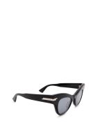 Bottega Veneta Bottega Veneta Bv1004s Black Sunglasses Bottega Veneta Bottega Veneta Bv1004s Black Sunglasses - Black