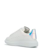 Man White Oversize Sneakers With Iridescent Spoiler Alexander McQueen Man White Oversize Sneakers With Iridescent Spoiler - White/shock pink