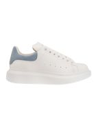 White Oversized Sneakers With Light Blue Suede Spoiler Alexander McQueen White Oversized Sneakers With Light Blue Suede Spoiler - White/dream blue