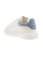 White Oversized Sneakers With Light Blue Suede Spoiler Alexander McQueen White Oversized Sneakers With Light Blue Suede Spoiler - White/dream blue