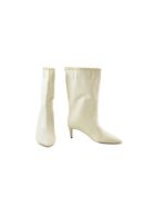 Patrizia Pepe Ivory Leather Boots W/chains Patrizia Pepe Ivory Leather Boots W/chains - Ivory