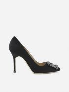 Manolo Blahnik Satin Hangisi Décolleté With Jewel Buckle Manolo Blahnik Satin Hangisi Décolleté With Jewel Buckle - Black
