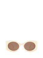 Gucci Gucci Gg0810s Ivory Sunglasses Gucci Gucci Gg0810s Ivory Sunglasses - Ivory