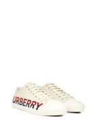 Burberry Sneakers Burberry Sneakers - Cream