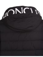 Black Logo-print Moncler Padded Jaket Moncler Black Logo-print Moncler Padded Jaket