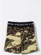 Givenchy Sporty Bermuda With Camouflage Print Givenchy Sporty Bermuda With Camouflage Print - Kaki
