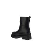 Single Spike Stud Boots Valentino Garavani Single Spike Stud Boots - Black