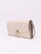 Michael Kors Collection Lg Pouchette Hendrix Michael Kors Collection Lg Pouchette Hendrix - Lt Cream