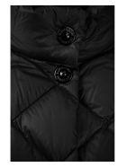 Burberry Oswestry - Diamond Quilted Down-filled Jacket Burberry Oswestry - Diamond Quilted Down-filled Jacket - Black