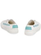 Givenchy Canvas Sneakers Givenchy Canvas Sneakers - White