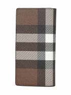 Burberry Continental Wallet Burberry Continental Wallet - Brown