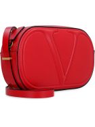 Valentino Valentino Garavani - Vlogo Walk Leather Camera Bag Valentino Valentino Garavani - Vlogo Walk Leather Camera Bag - red