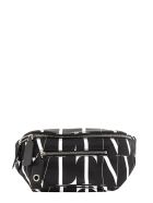 Valentino Garavani Belt Bag Valentino Garavani Belt Bag - Black