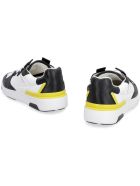 Givenchy Wing Low-top Sneakers Givenchy Wing Low-top Sneakers - White