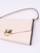 Michael Kors Collection Lg Pouchette Hendrix Michael Kors Collection Lg Pouchette Hendrix - Lt Cream