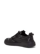 Givenchy Black Leather Sneakers With Contrasting Logo Givenchy Black Leather Sneakers With Contrasting Logo - Nero