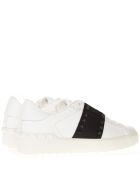 White & Black Leather Studs Sneaker Valentino Garavani White & Black Leather Studs Sneaker - Nero