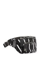 Valentino Garavani Belt Bag Valentino Garavani Belt Bag - Black
