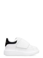 Alexander McQueen Runner Sneakers Alexander McQueen Runner Sneakers - White