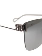 Grey Woman Square Sunglasses Balenciaga Grey Woman Square Sunglasses - Stain