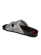 Love Moschino Double Buckled Strap Logo Flat Sandals Love Moschino Double Buckled Strap Logo Flat Sandals - White