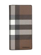 Burberry Continental Wallet Burberry Continental Wallet - Brown