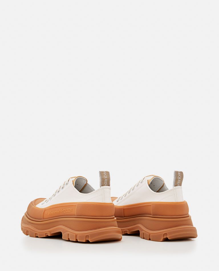 スニーカー ALEXANDER MCQUEEN Sand Leather Tread Slick Sneakers Alexander McQueen Tread Slick Lace-up Sneakers | italist