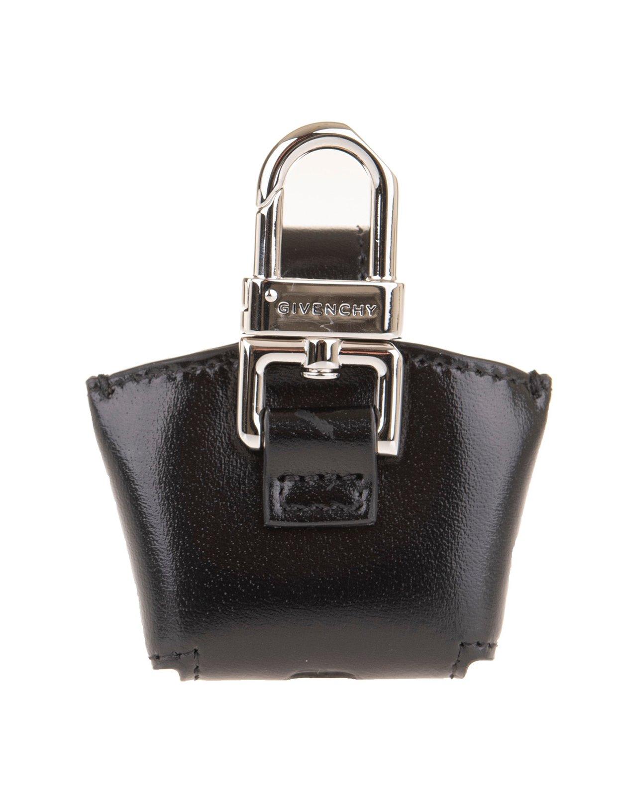 【送料&関税込】Givenchy 4g Logo Plaque Airpods Case Givenchy 4g Logo Plaque Airpods Case | italist