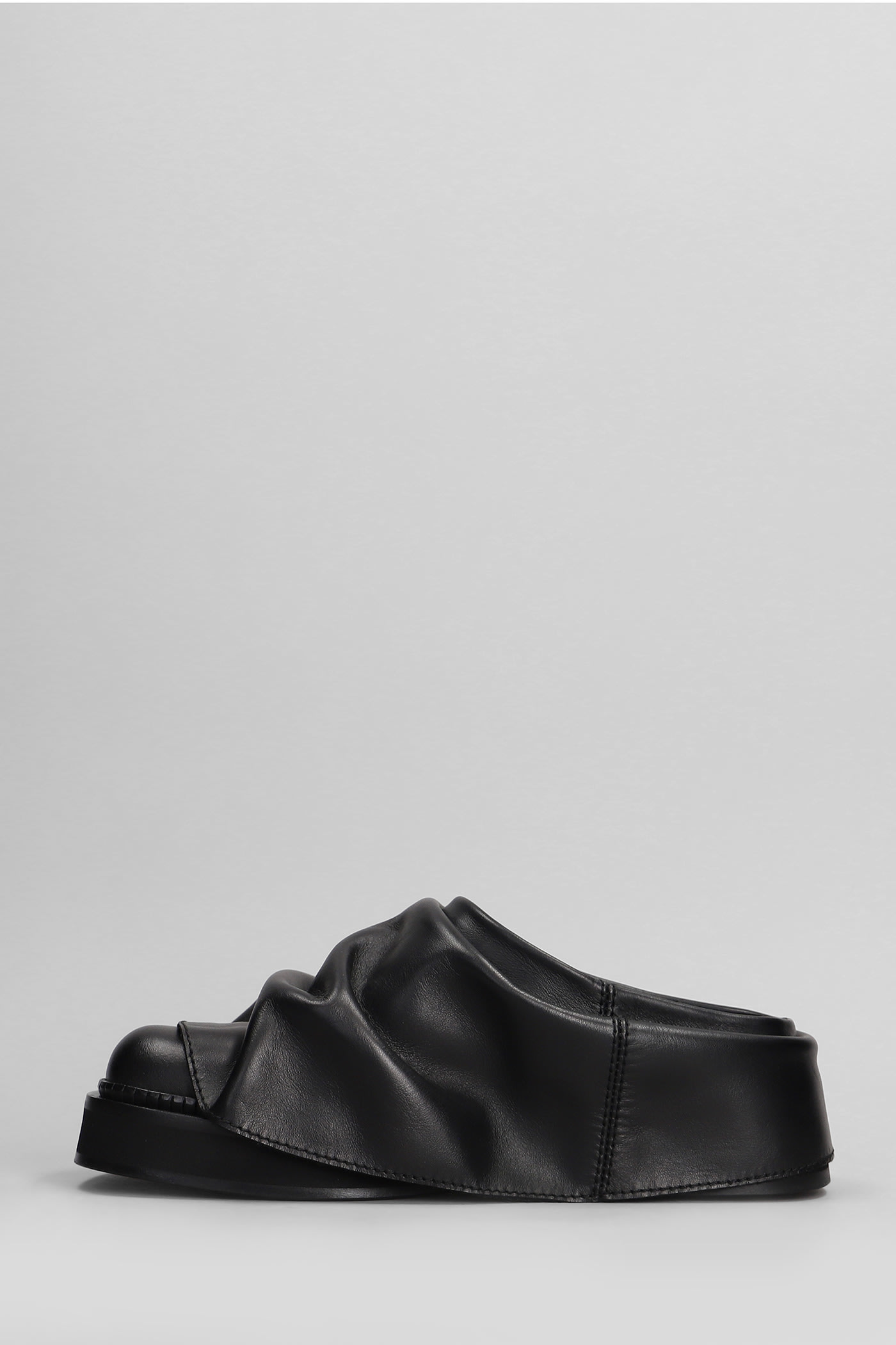 サンダル・ミュール THE ATTICO Black Leather Mini Robin Slippers The Attico Mini Robin Slipper-mule In Black Leather