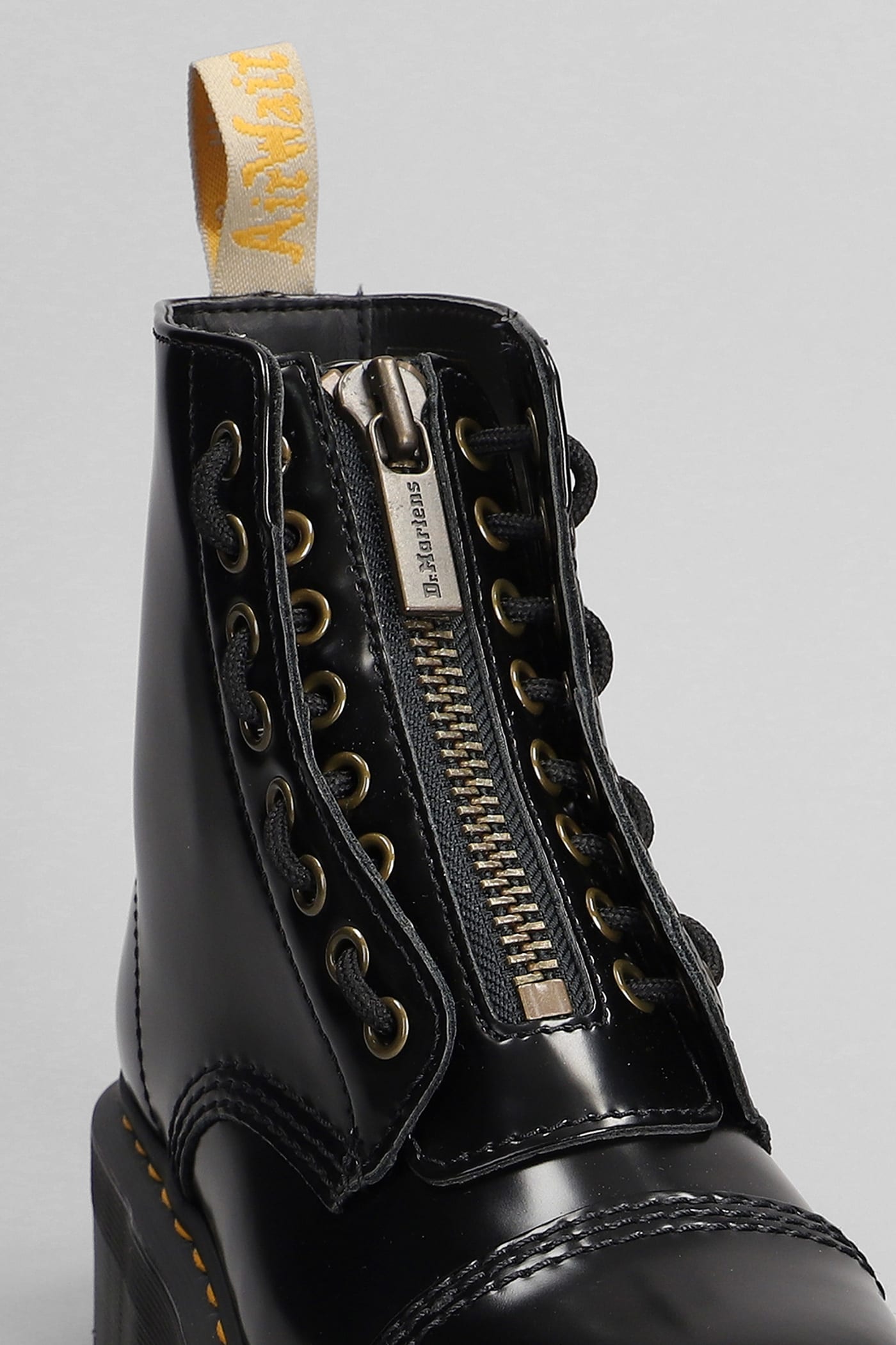 【送料&関税込】Dr. Martens Sinclair Vegan Combat Boots Amazon.com | Dr. Martens Women's Vegan Sinclair Fashion Boot