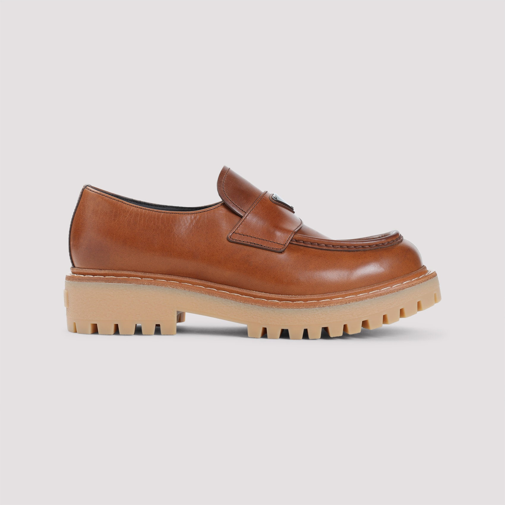 【関税&送料込】Prada Caramel Leather Loafers Prada Caramel Leather Loafers | italist