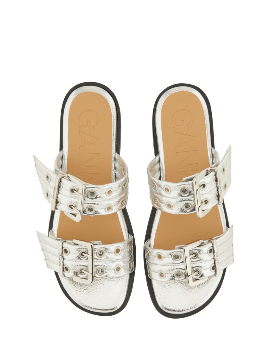 サンダル・ミュール GANNI Women Sandals S2666 018 SILVER Silver Silver Metallic Feminine Buckle Two-Strap Sandals