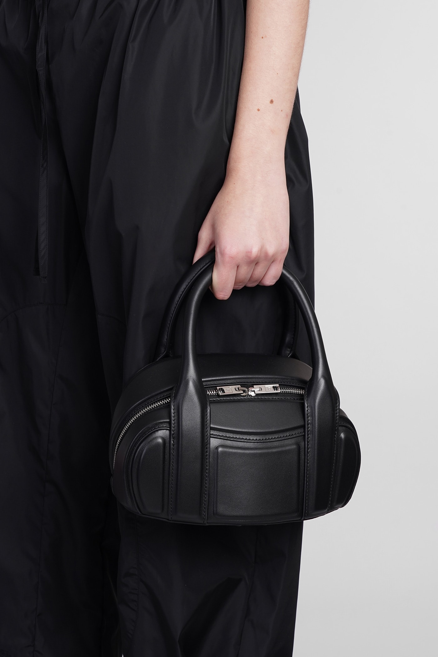 ハンドバッグ ALEXANDER WANG Woman Handbag Black 20124R90L 001 alexanderwang HANDBAGS 20124R90L 001 Black Tote Bags