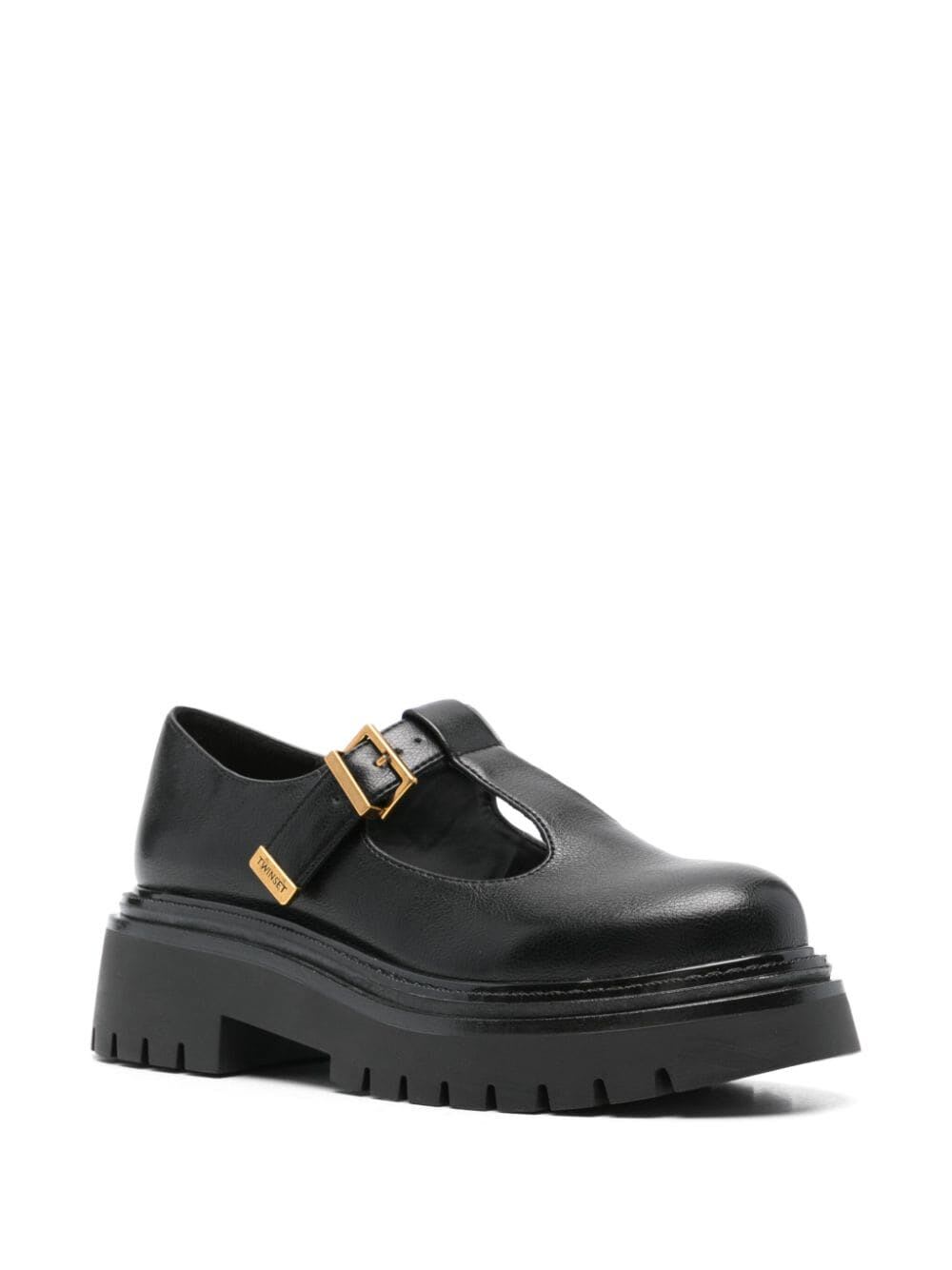 ローファー・オックスフォード TWINSET FW24 MOCASSINO (242TCP044 00006) Loafers with Oval T clasp Woman, Black | TWINSET Milano