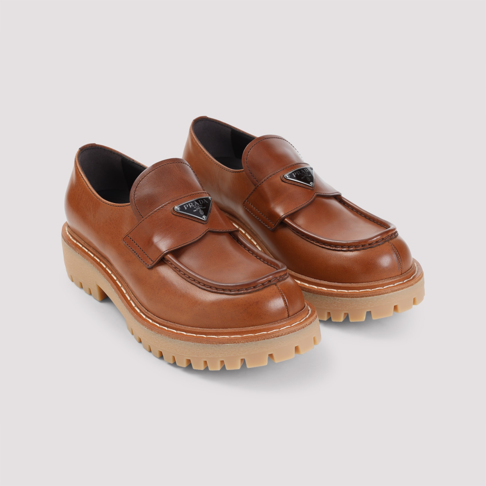 【関税&送料込】Prada Caramel Leather Loafers Prada Caramel Leather Loafers | italist
