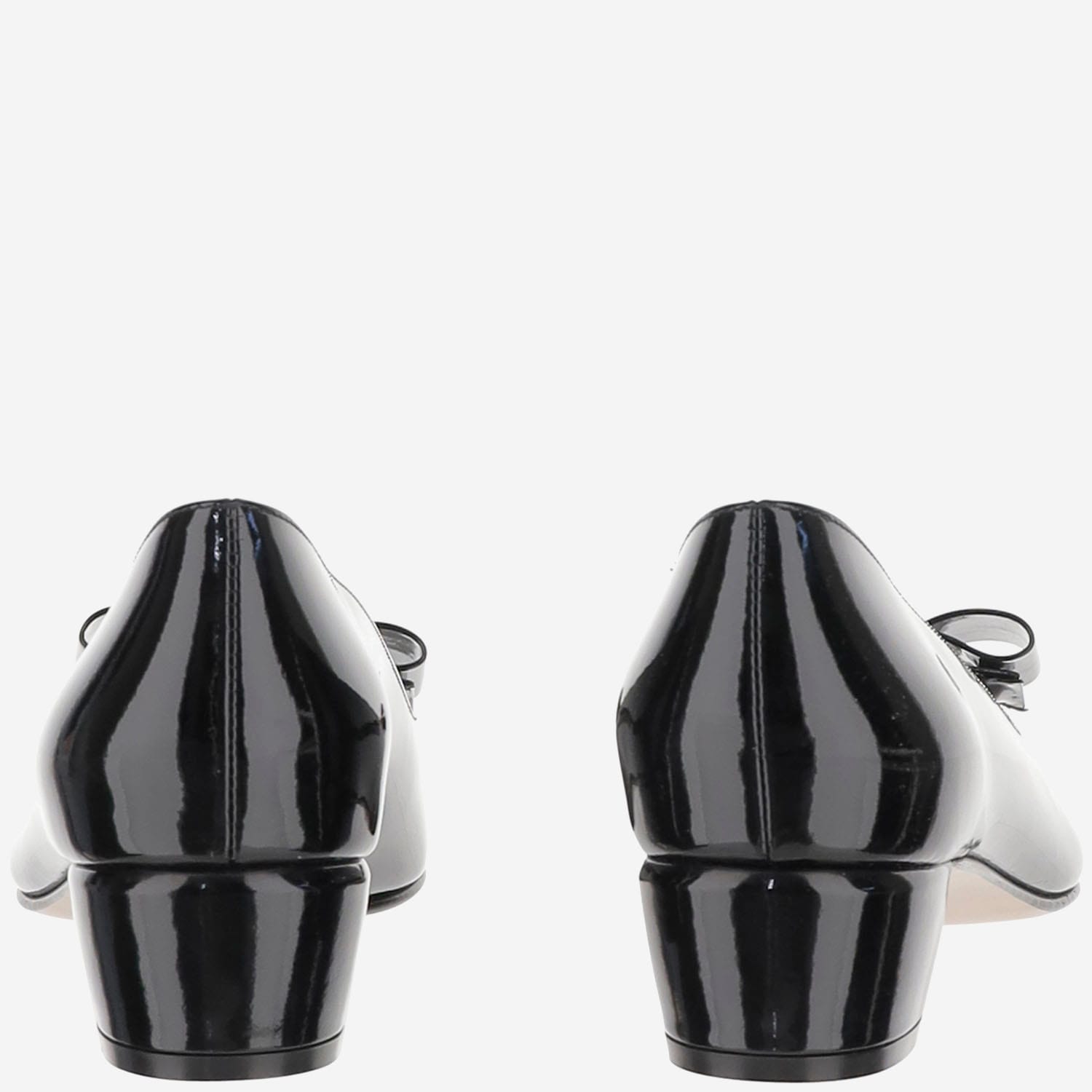 【関税&送料込】Ferragamo Decollete Vara In Leather Ferragamo Vara Decollete' | italist
